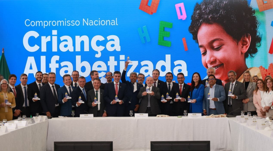 Sergipe integra Compromisso Nacional Criança Alfabetizada